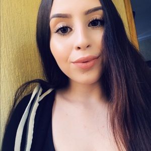 Meet your Posher, Karla